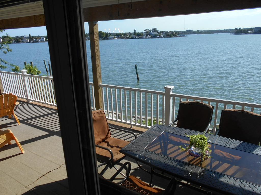 3000 Sq Ft Beach And Bay Condo St. Pete Beach Dış mekan fotoğraf